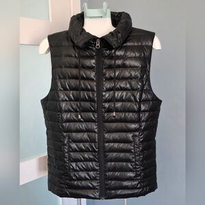Women's Black Quilted Puffer Vest - Lightweight Sleeveless Jacket Small